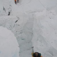 manaslu13-collapsedcrevasse