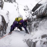 Superb-Snow-Ice-in-The-Runnel,-Cairngorms