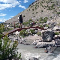 Crossing the river, the easy way. Vacas Valley