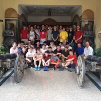 Our last day in India and a final photo with group 2 who are off sightseeing