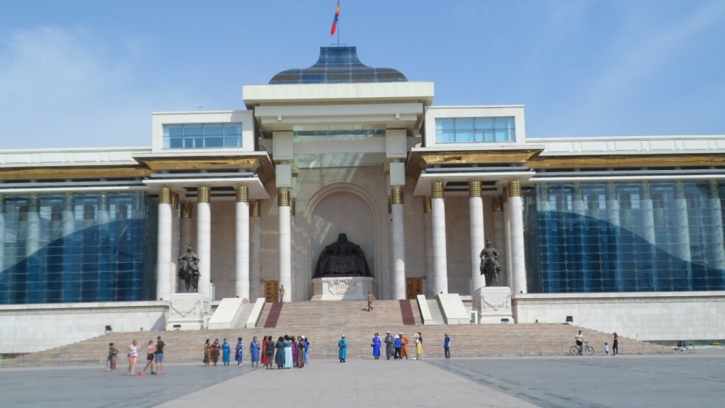 Sukhbaatar Square a place where School Reunions meet up and is a popular place for wedding photographs