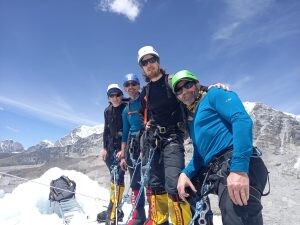 Everest-khumbu-icefall1