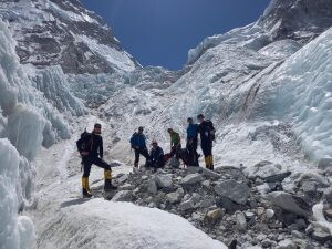 Everest-khumbu-icefall5